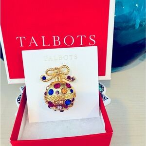 Talbots Christmas Ornament! Beautiful collectible!❤️Brooch🍎Pin🎄🎅